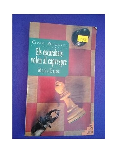 ELS ESCARABATS VOLEN AL CAPVESPRE