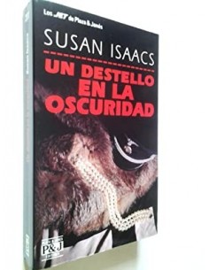 UN DESTELLO EN LA OSCURIDAD