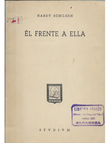ÉL FRENTE A ELLA